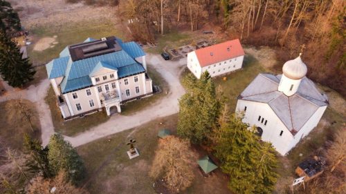 Территория монастыря