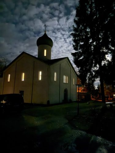 Освещение в храме