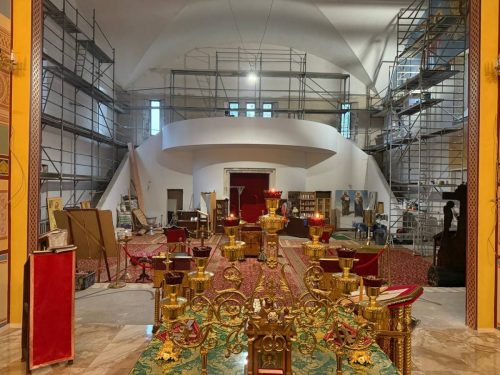 Вид из алтаря